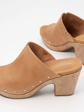 Rockport Tan Nubuck Slip-On Clog Mules with Wood-Look Heel 9
